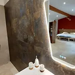 Oda ve Kahvaltı Maison Catalina 4*