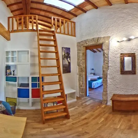 Maison Catalina Bed & Breakfast