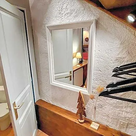 Maison Catalina Bed & Breakfast 4*