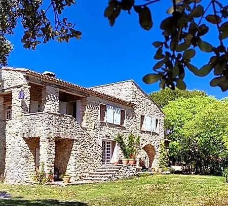 Maison Catalina Couette-café 4*