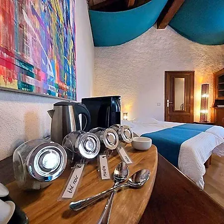 Bed & Breakfast Maison Catalina