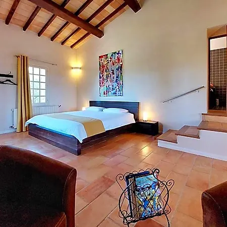 Maison Catalina Couette-café 4*